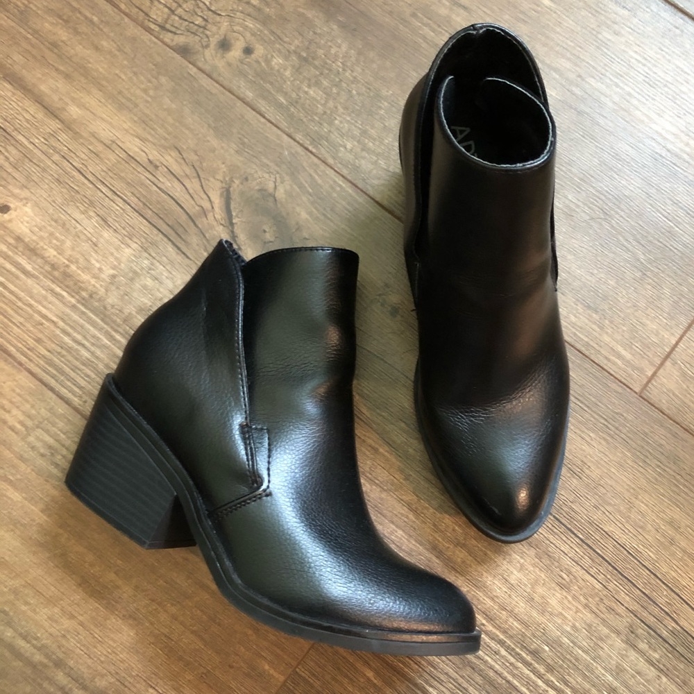 Black Boots